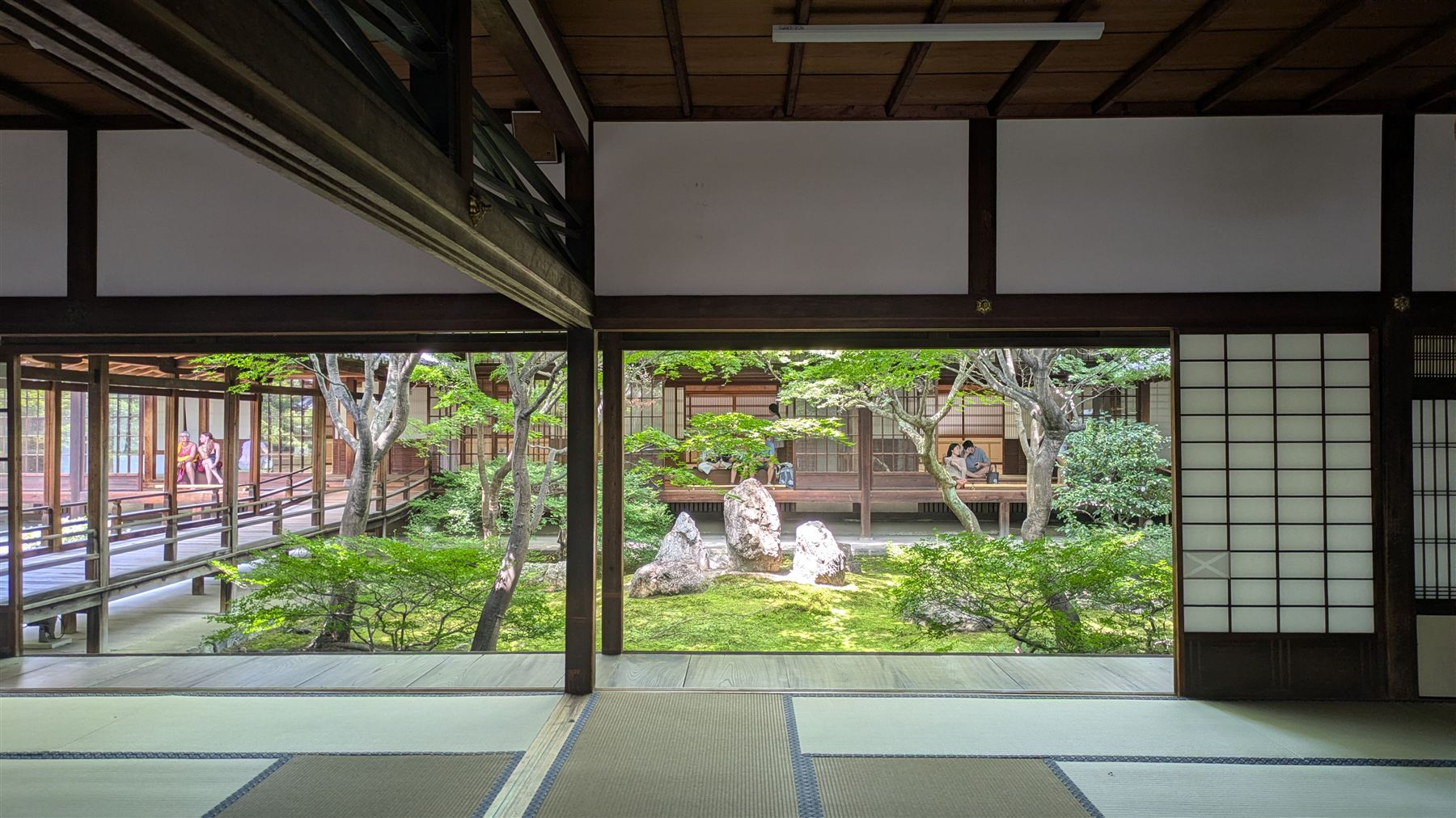 A garden seen from a tatami room